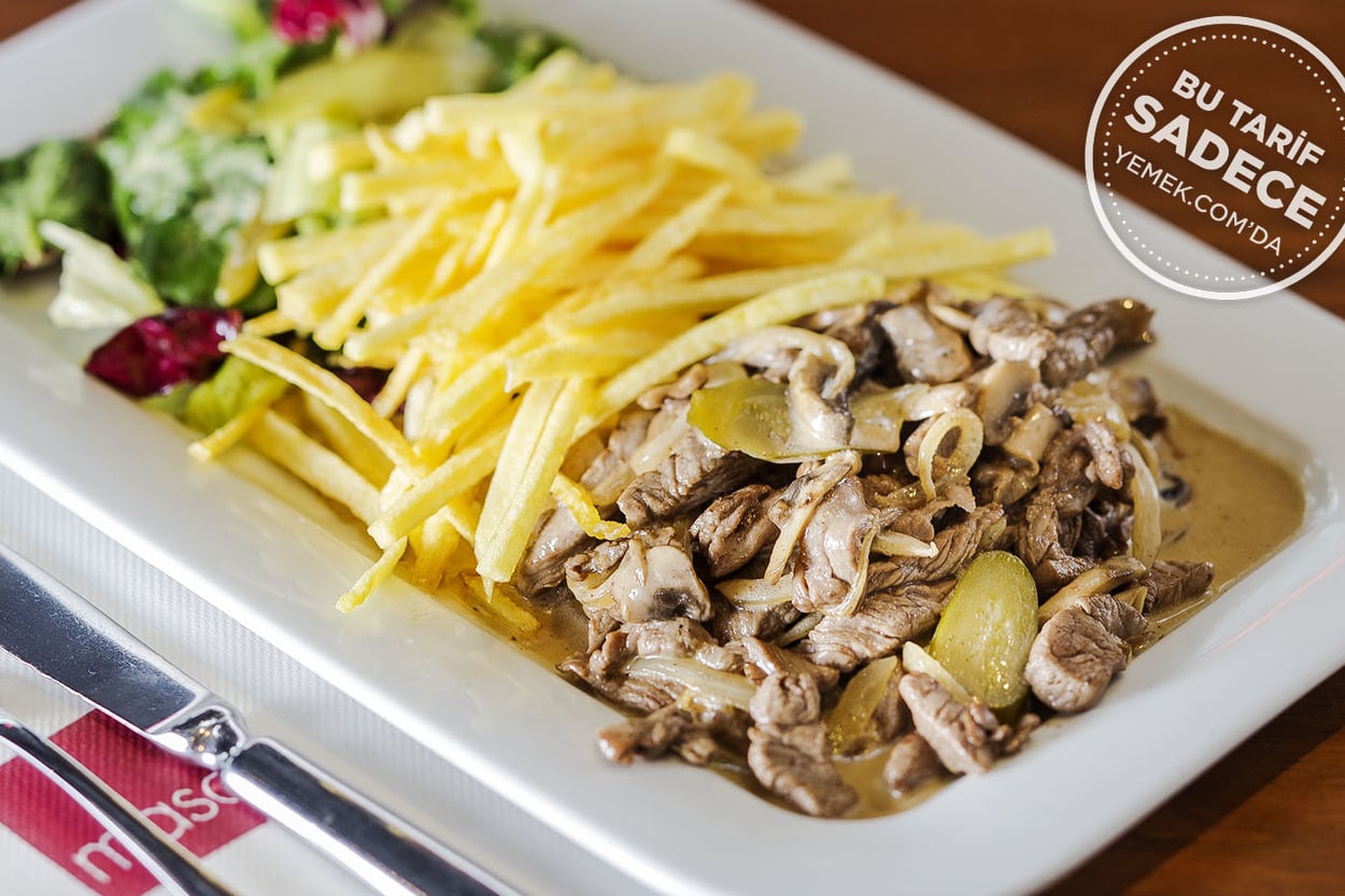 Masa Restaurant'tan: Beef Stroganoff Salatası
