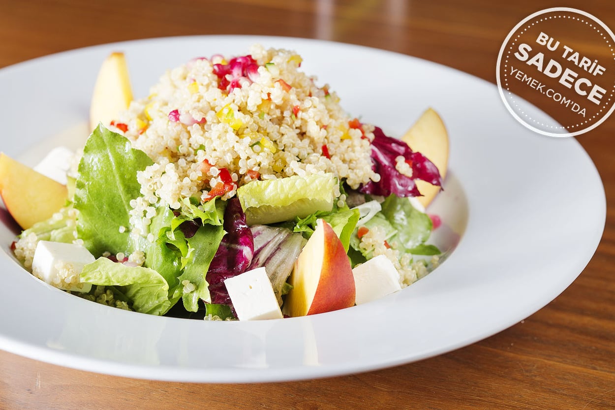 Masa Restaurant'tan: Keçi Peynirli Kinoa Salatası