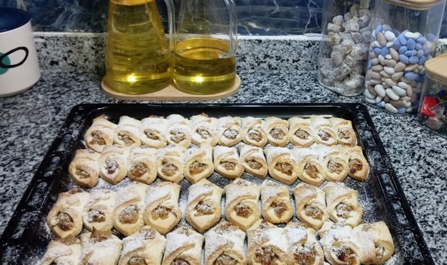 Mervan'ın Tarifi: Nişastalı Elmalı Kurabiye
