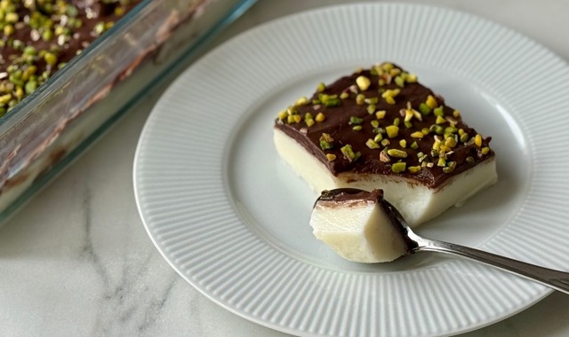 İki Katlı Aroma: Pudingli İrmik Tatlısı