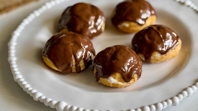 Profiterol Tadında: Petifür