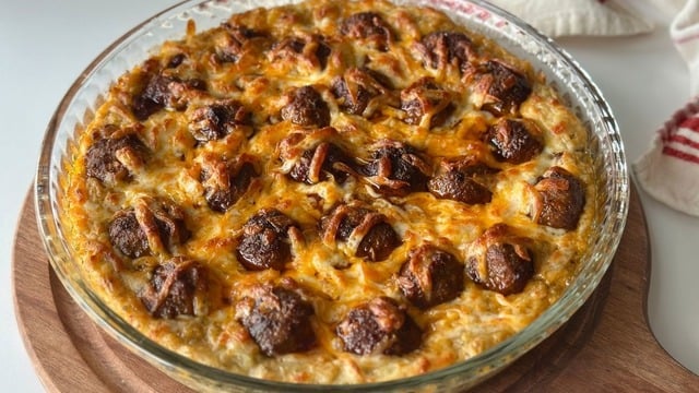 Çok Lezzetli: Köfteli Hünkar Beğendi
