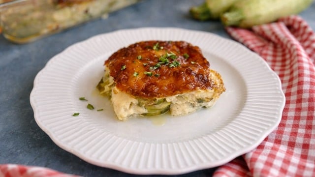 Etsiz Alternatif: Kaşarlı Kabak Graten