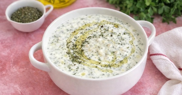 naneli-yogurt-corbasi-tarifi
