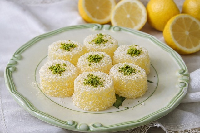 4 Malzemeli Limonlu Lokum Tarifi
