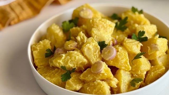 Klasiklere Meydan Okur: Viyana Usulü Patates Salatası