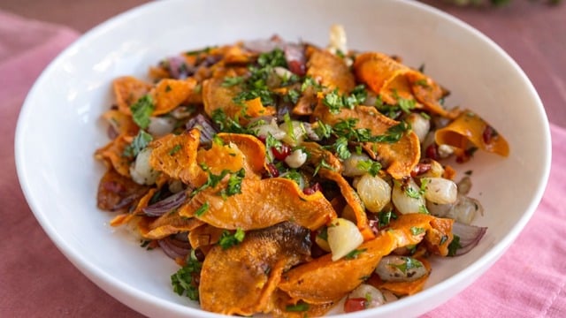 Farklılık Arayanlara: Tatlı Patates Salatası