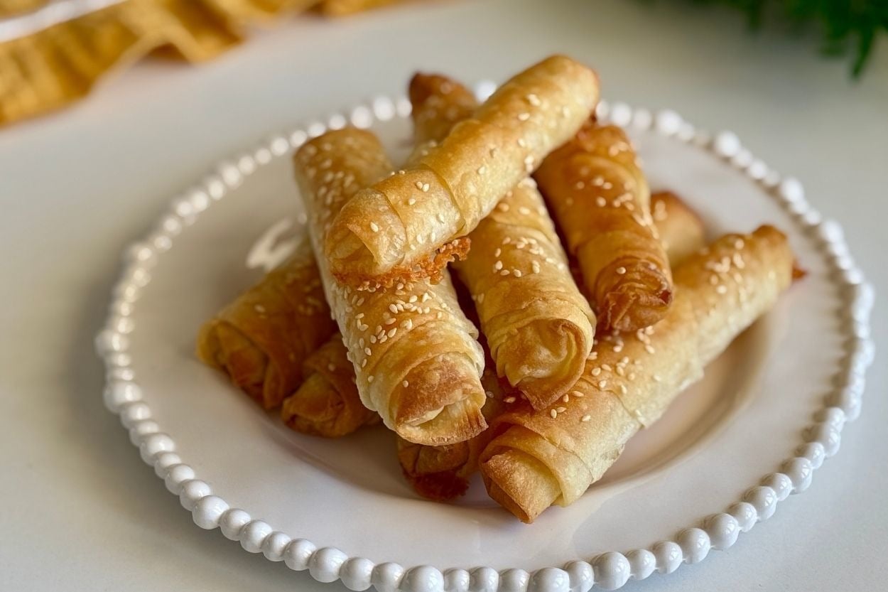 İçi Peynir Dolu: Sarma Börek