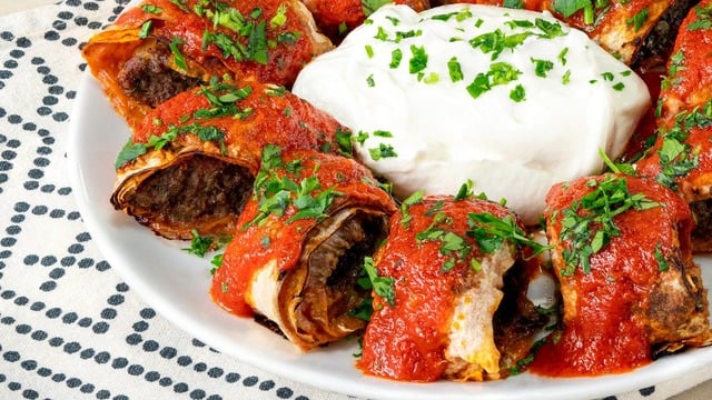 Beyti Kebabı Kaç Kalori? Beyti Besin Değerleri