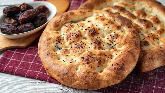 Tam Ölçülü: Ramazan Pidesi
