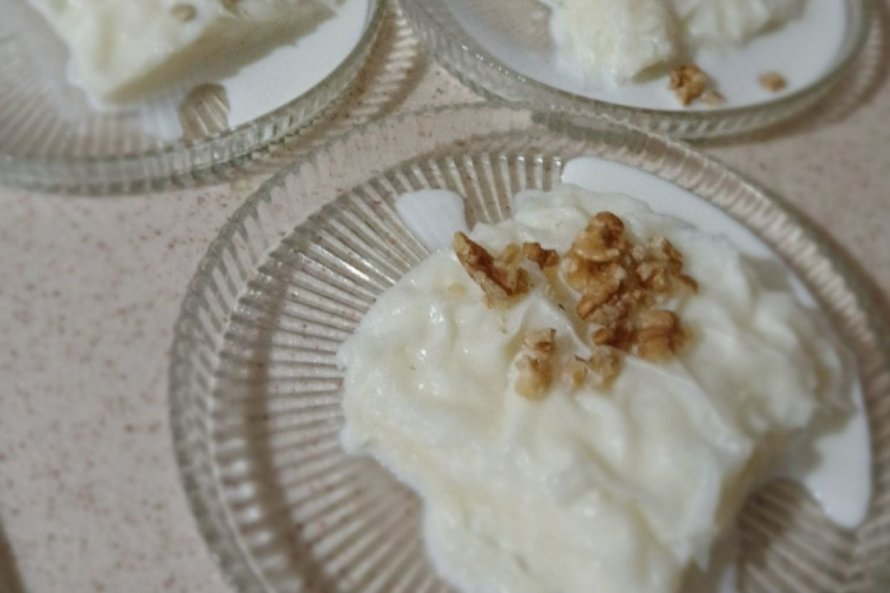 Petek'in Tarifi: Kremalı Cevizli Güllaç