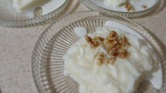 Petek'in Tarifi: Kremalı Cevizli Güllaç