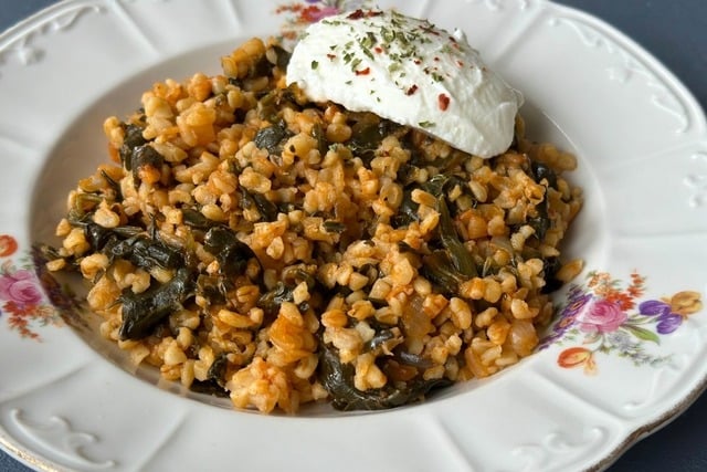 Ispanaklı Bulgur Pilavı Tarifi