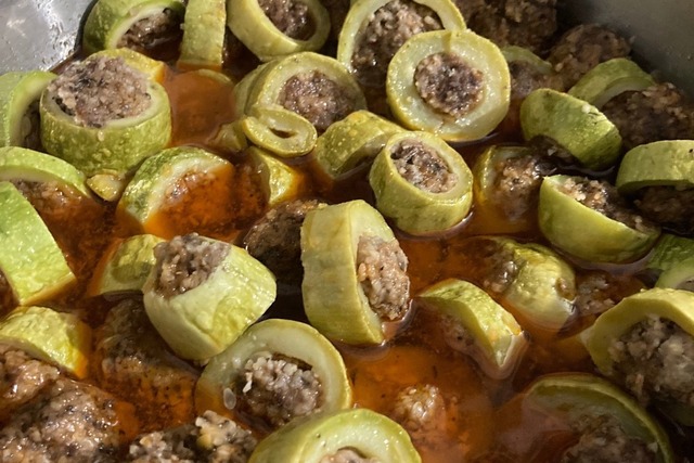 Bulgurlu Katıklı Dolma Tarifi