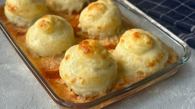 Püreli ve Beşamel Soslu: Macar Köfte