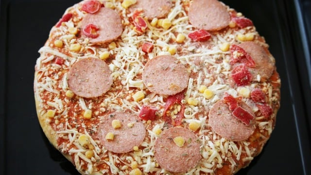 Hazır Pizza Nasıl Pişirilir? Kaç Dakikada ve Kaç Derecede Pişer?
