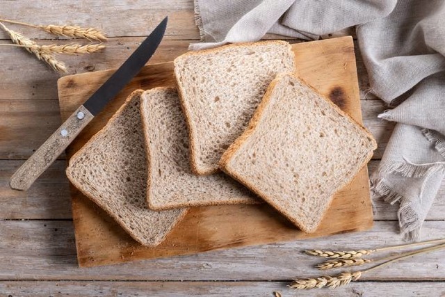 Kepekli tost ekmeği