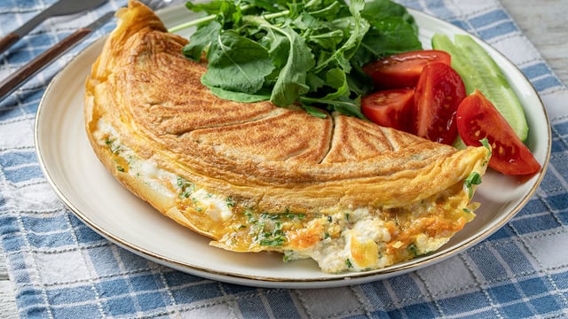 Tam Buğday Unundan: Sebzeli Yumurtalı Krep