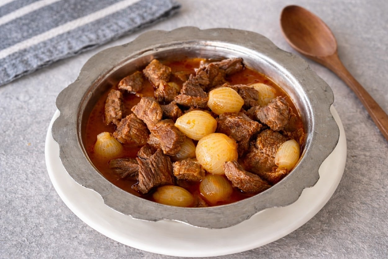 Maharet Soğanda: Yahni