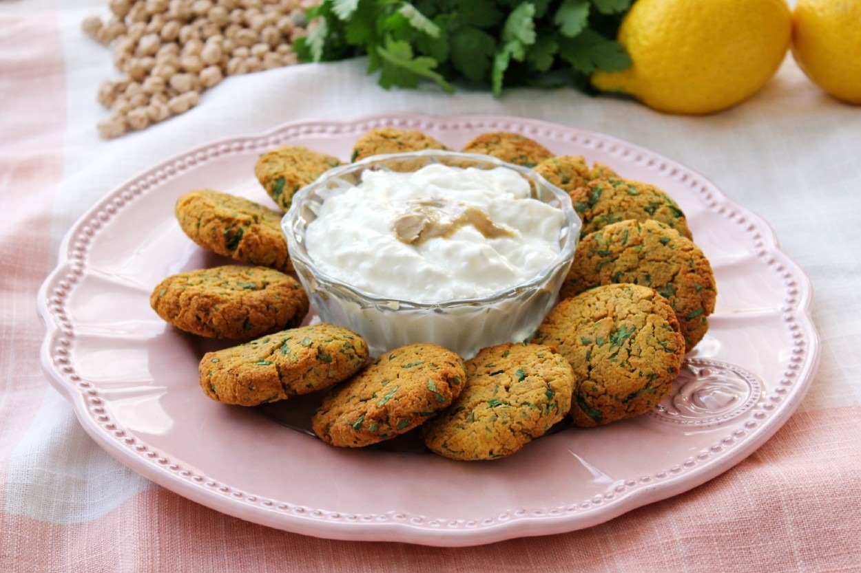 Kalori Derdi Olmasın Diye: Fırında Falafel