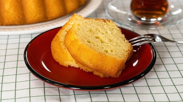 Yumuşacık Dokusuyla: Puf Puf Limonlu Kek