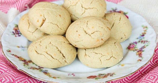 kolay-tahinli-kurabiye-tarifi