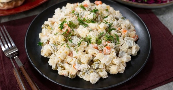 garniturlu-makarna-salatasi-tarifi