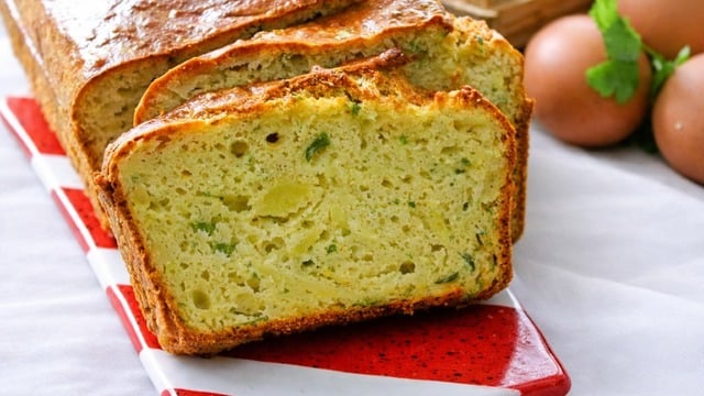 Ekmek Yerine: Patatesli Kahvaltı Keki