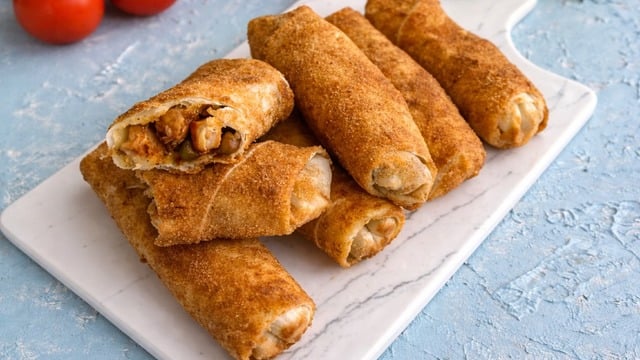 Uzak Doğu Esintili: Tavuklu Çin Böreği