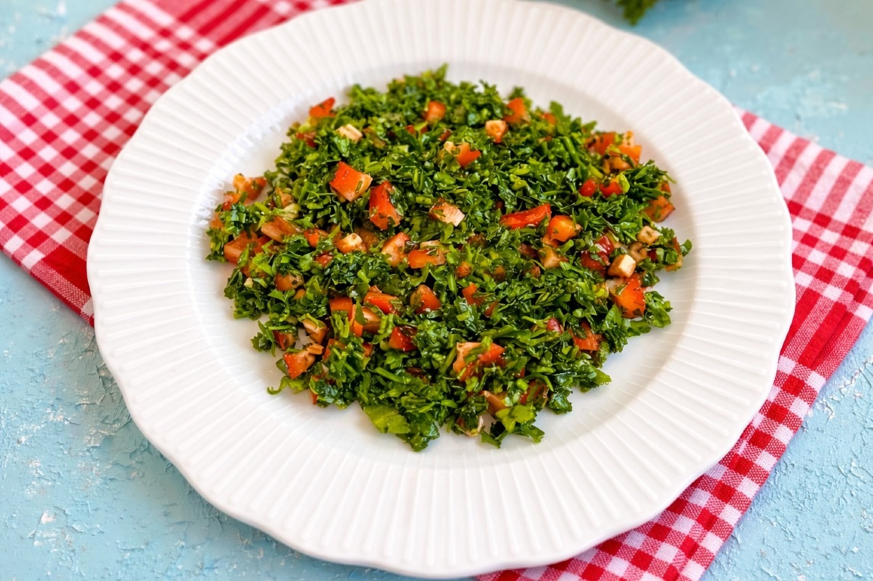 Bol Ekşili: Maydanoz Salatası