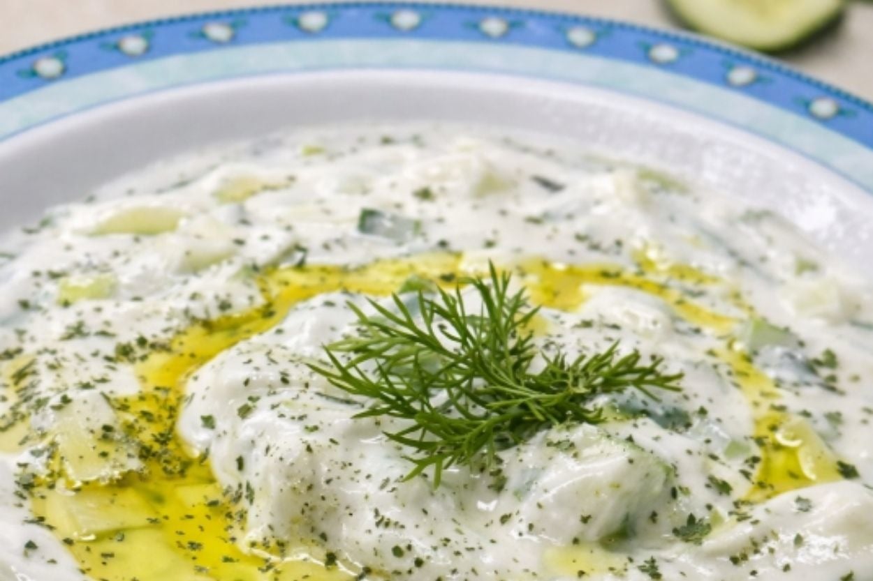 Ferahlatan Lezzet: Yeşil Elmalı Salatalık Mezesi