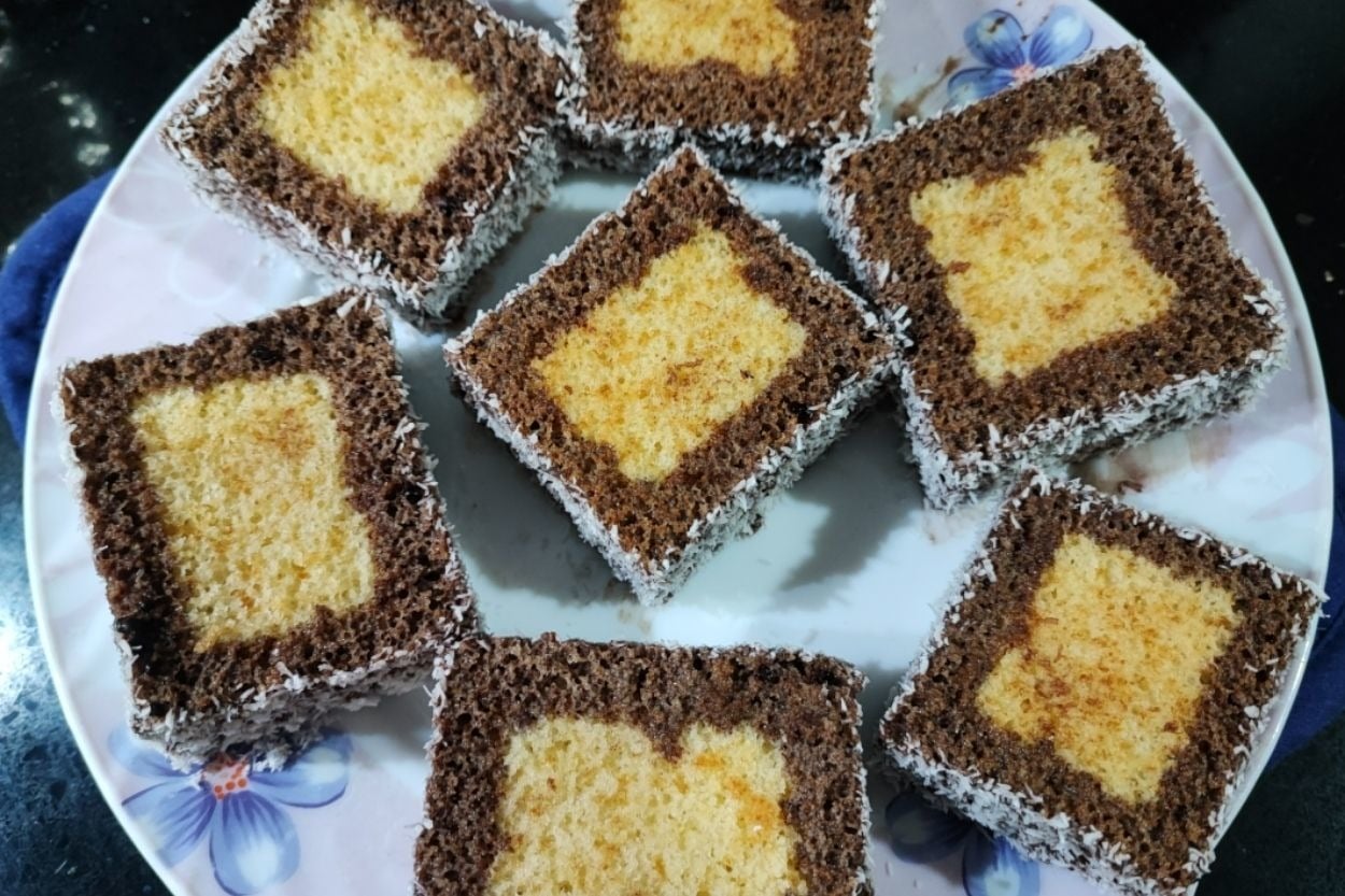Reyhan'ın Tarifi: Pasta Tadında İngiliz Keki