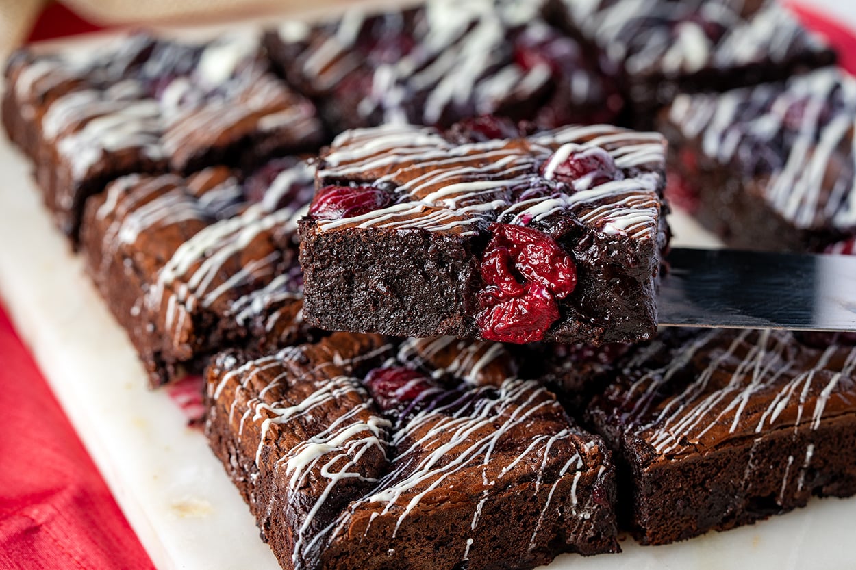 Tam Ölçülü: Vişneli Browni