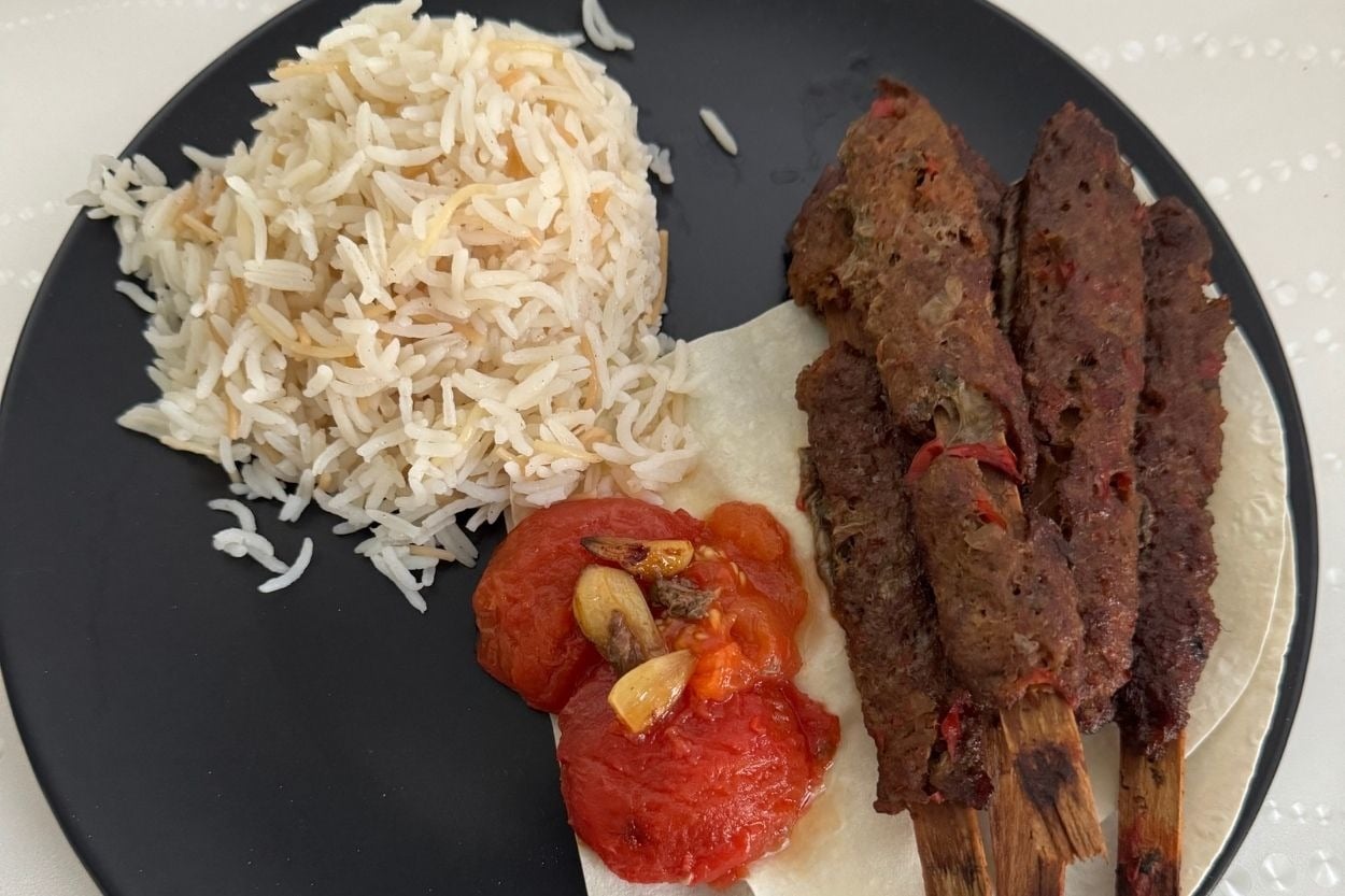 Emir'in Tarifi: Ev Usulü Şişte Kebap