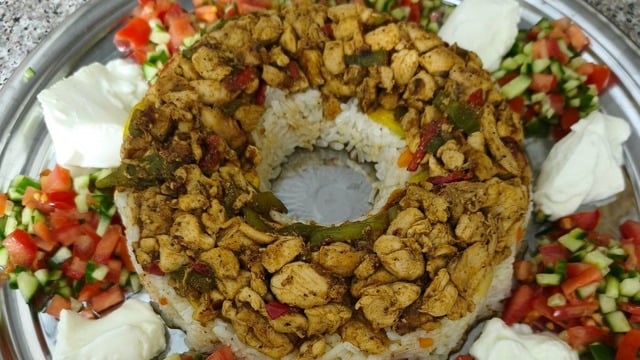 Şahadet'in Tarifi: Tavuklu Maklube