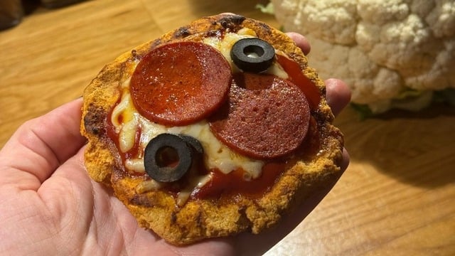 Merve'nin Tarifi: Glutensiz Pizza Krakeri