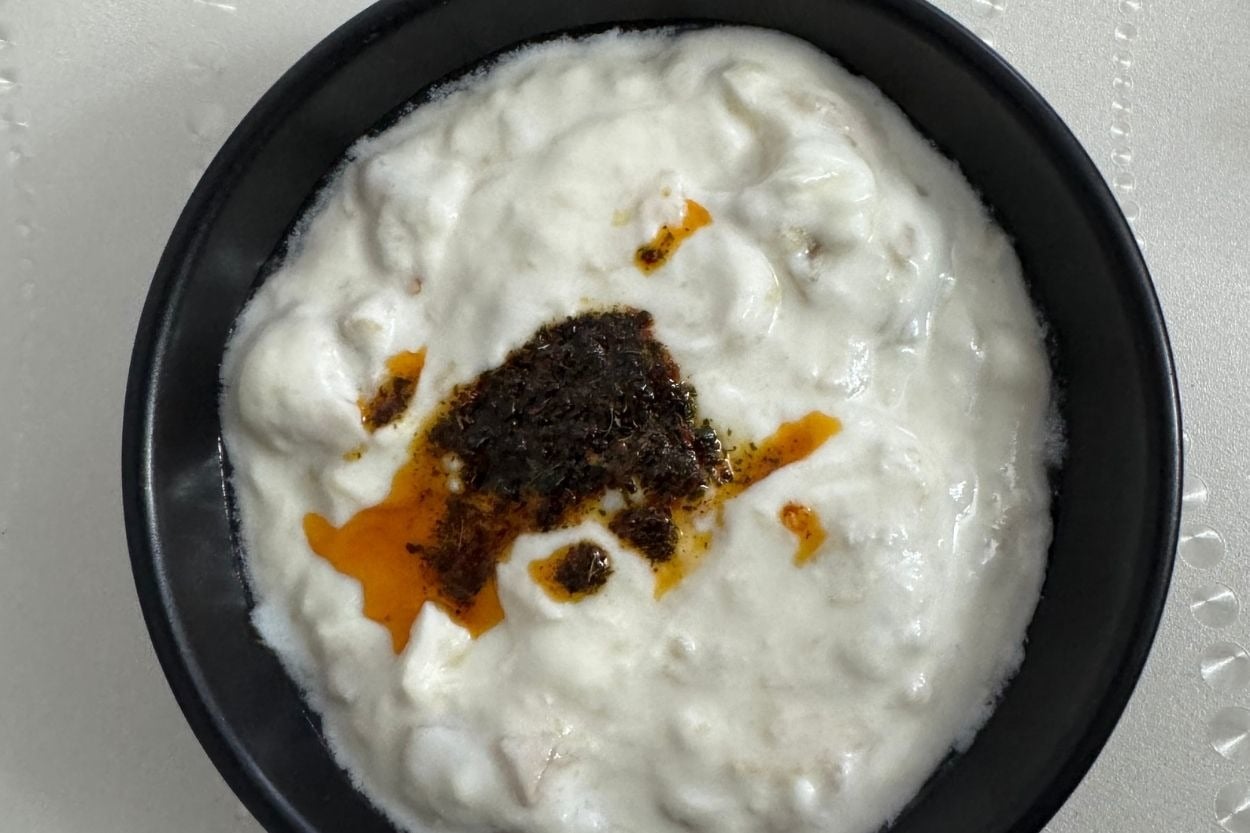 Emir'in Tarifi: Közlenmiş Patlıcanlı Yoğurt