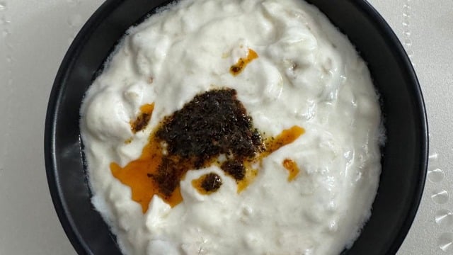 Emir'in Tarifi: Közlenmiş Patlıcanlı Yoğurt