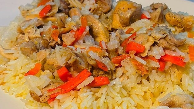 Tane Tane: Tam Ölçülü Tavuklu Özbek Pilavı