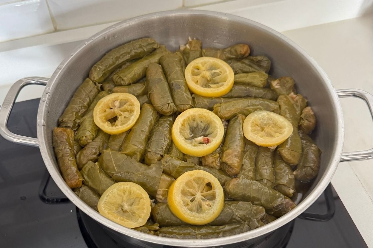 Şeyma'nın Tarifi: Zeytinyağlı Yaprak Sarma