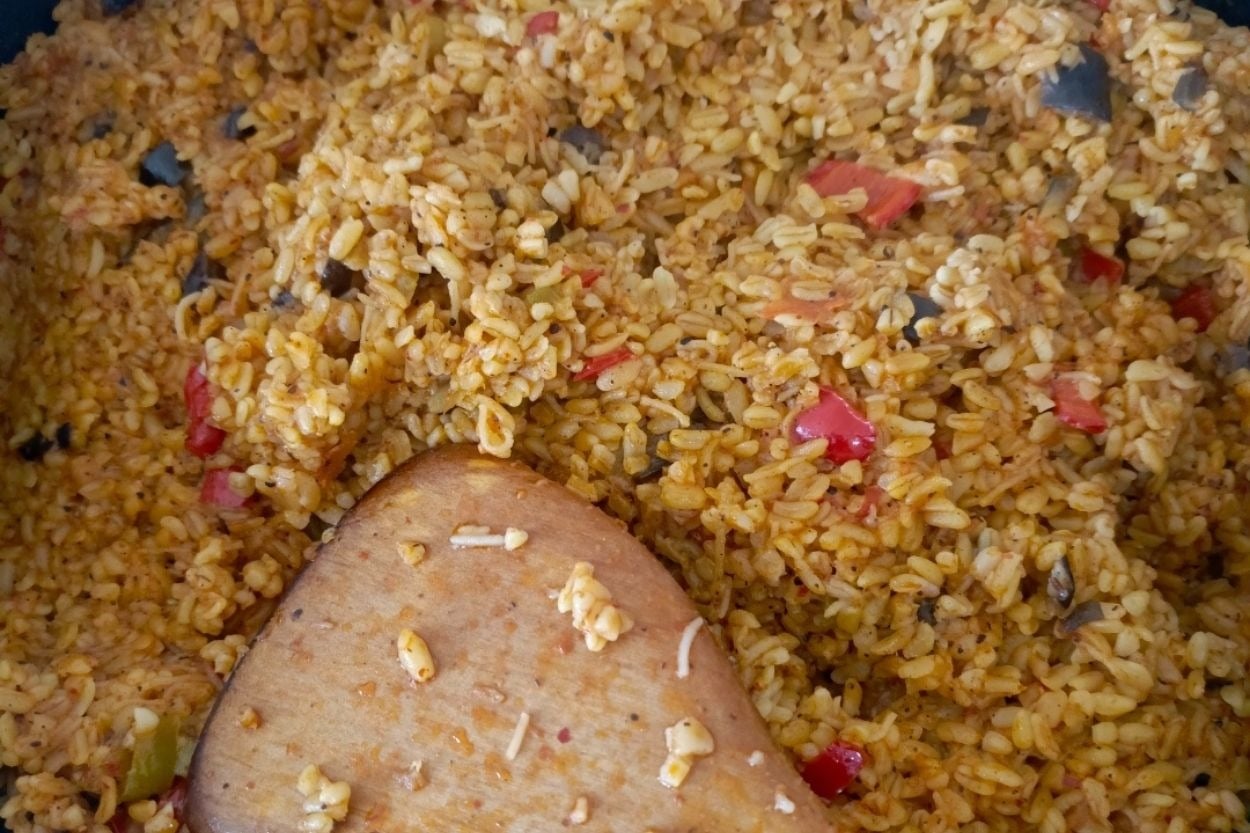 Esma'nın Tarifi: Patlıcanlı Biberli Bulgur Pilavı