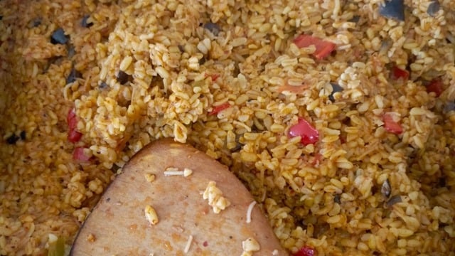 Esma'nın Tarifi: Patlıcanlı Biberli Bulgur Pilavı