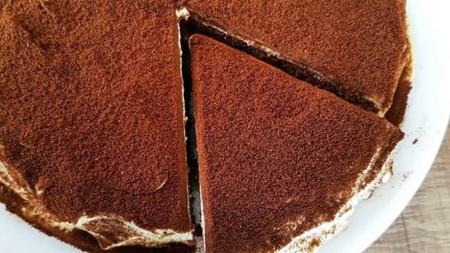 Ev Usulü: Pasta Kekinden Pratik Tiramisu