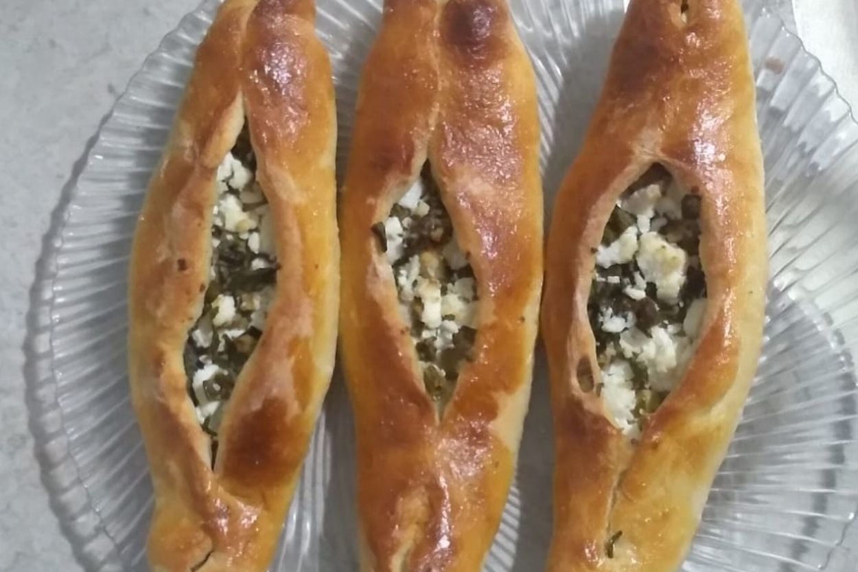 Cansu'nun Tarifi: Yumuşak Peynirli Pide