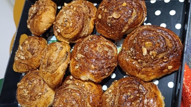 Eliz'in Tarifi: Cevizli Tahinli Çörek
