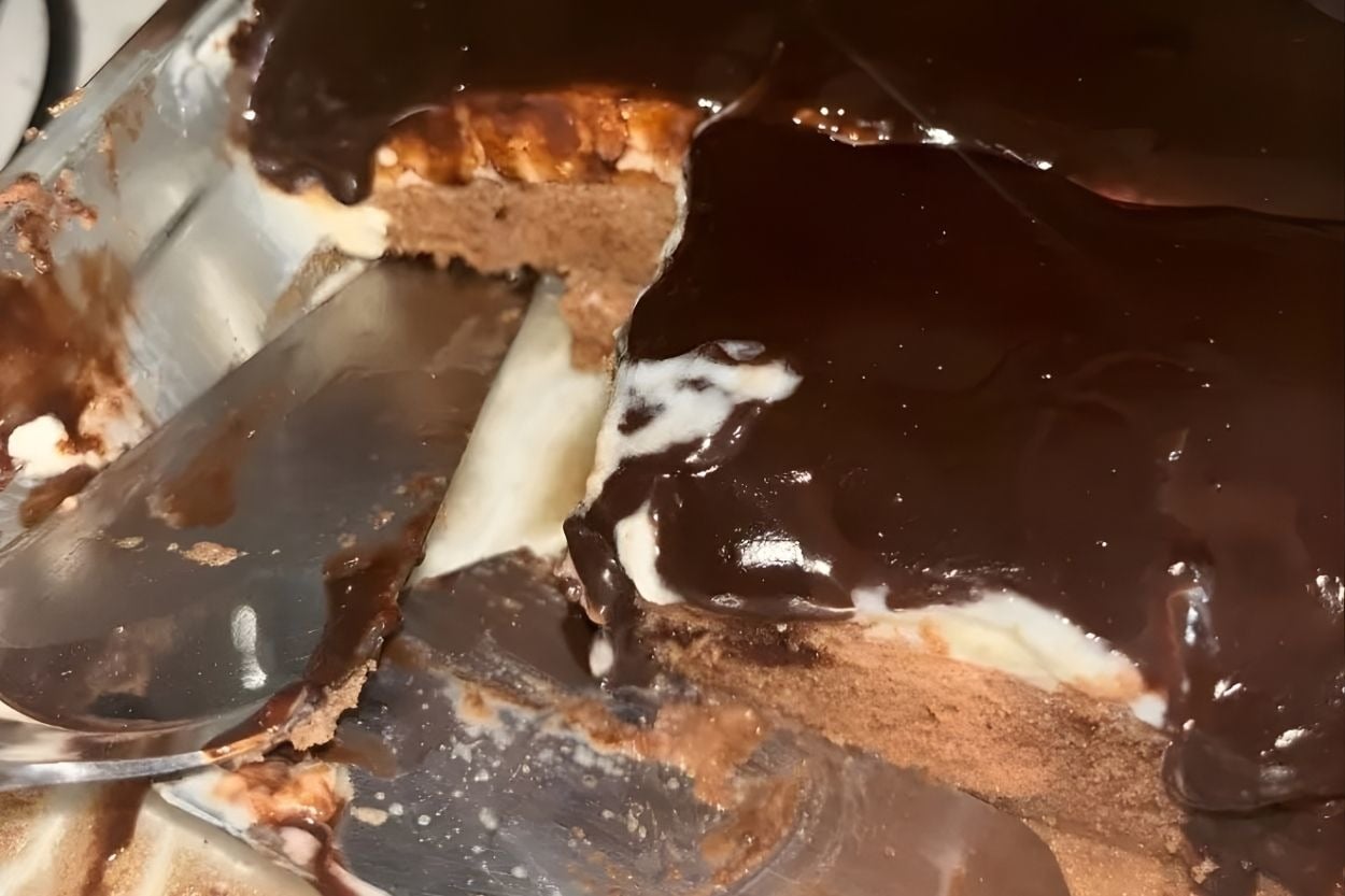 Özlem'in Tarifi: Büyük Borcamda Ağlayan Pasta