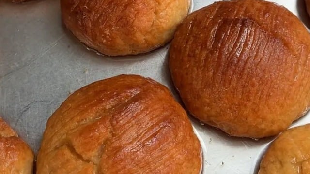Özlem'in Tarifi: Sade Şekerpare Tatlısı