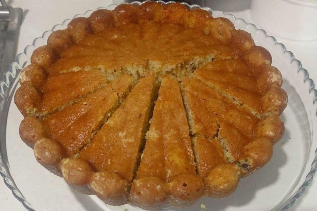 Esma'nın Tarifi: Kuş Üzümlü Kek