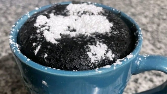Özlem'in Tarifi: Bardakta Kolay Sufle