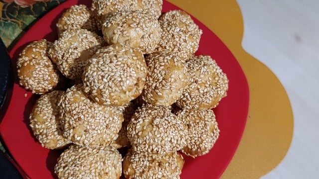 Eliz'in Tarifi: Ağızda Dağılan Tuzlu Susamlı Kurabiye